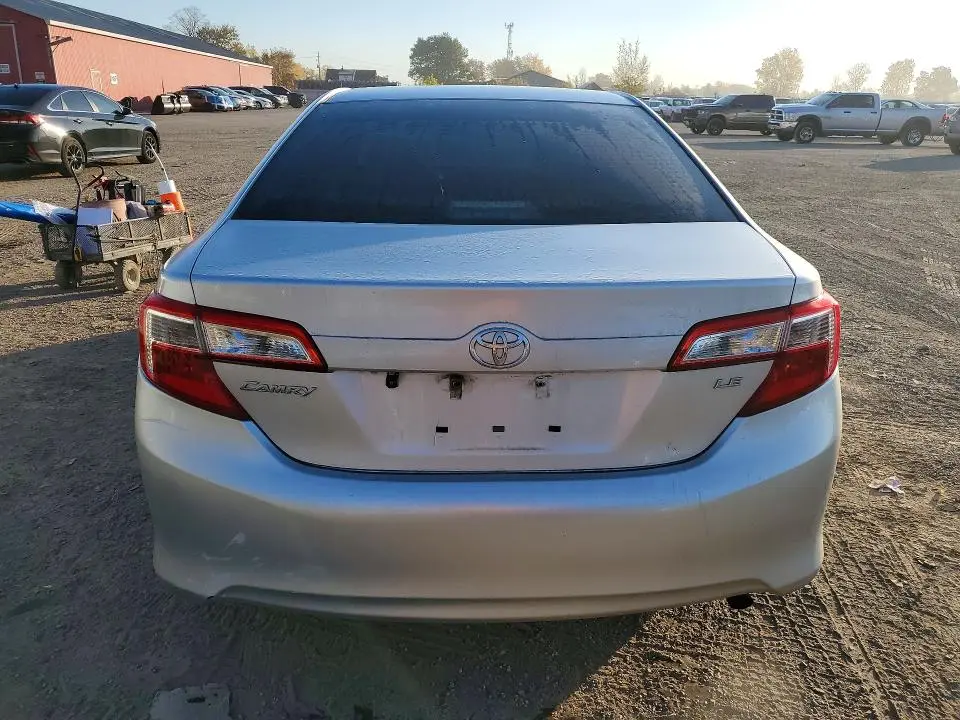 2014 TOYOTA CAMRY L  