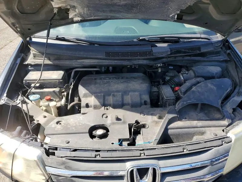 2011 HONDA ODYSSEY LX  