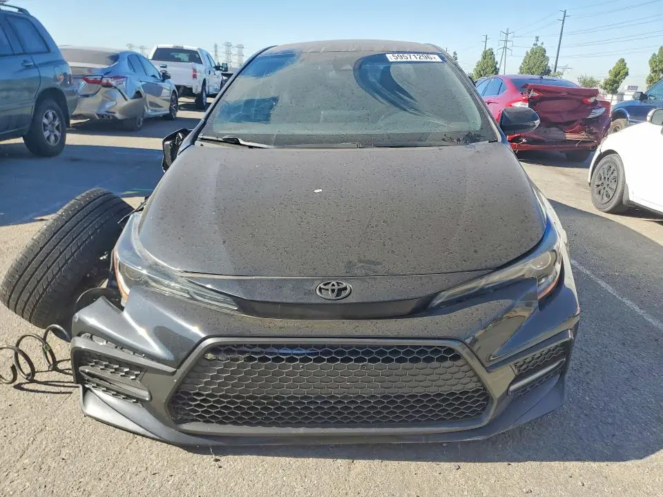 2021 TOYOTA COROLLA SE  
