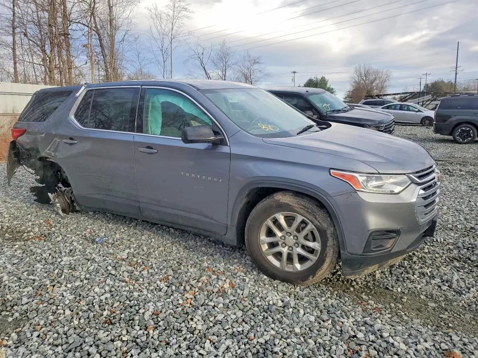 2020 CHEVROLET TRAVERSE LS  