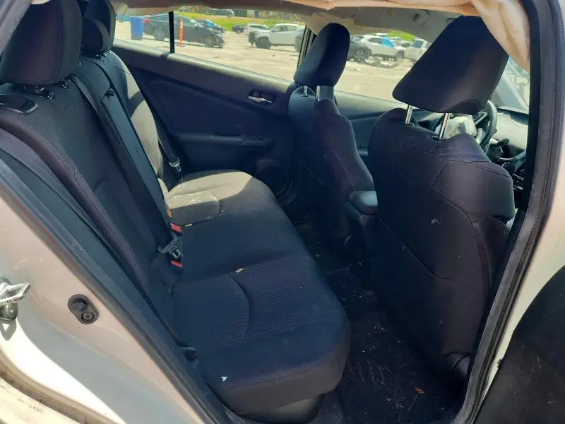 2016 TOYOTA PRIUS THREE  
