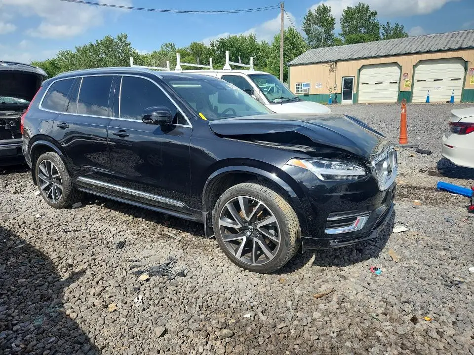 2023 VOLVO XC90 PLUS  