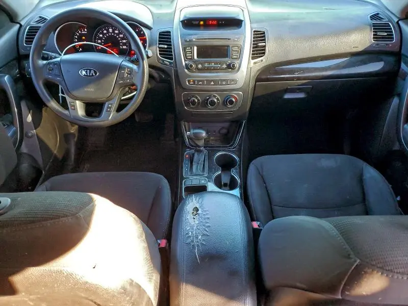 2014 KIA SORENTO LX  