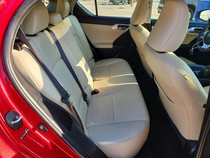 2013 LEXUS CT 200  