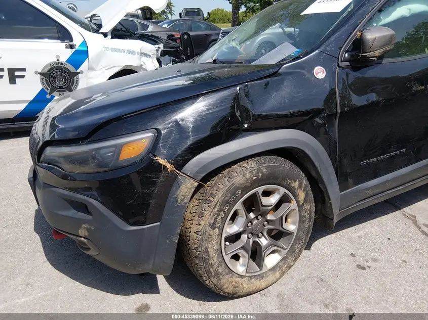2019 JEEP CHEROKEE TRAILHAWK 4X4
