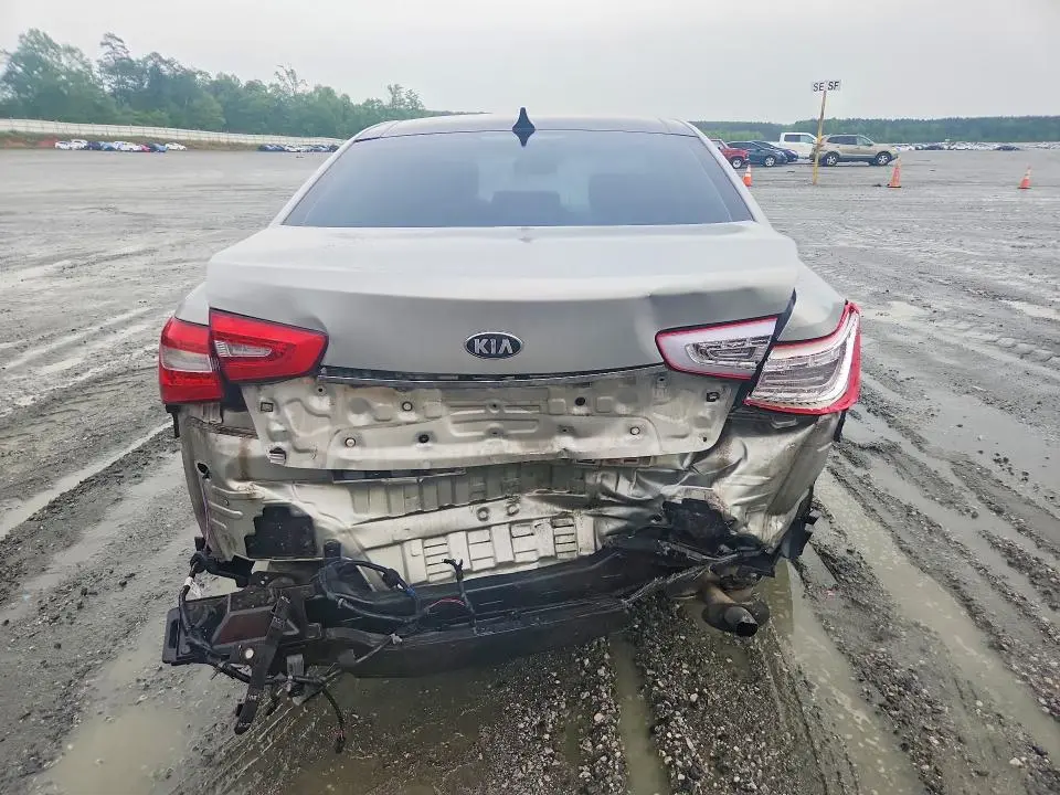 2016 KIA CADENZA LUXURY  