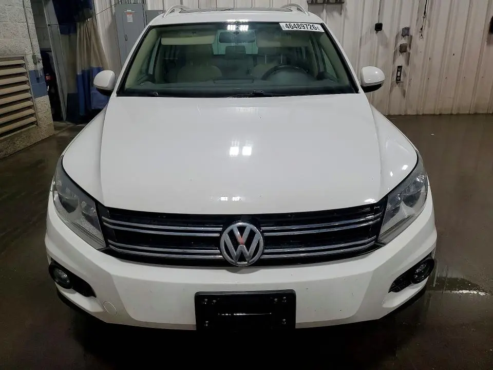 2014 VOLKSWAGEN TIGUAN S  