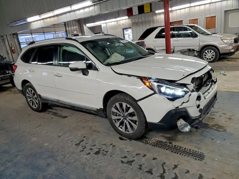 2018 SUBARU OUTBACK TOURING  