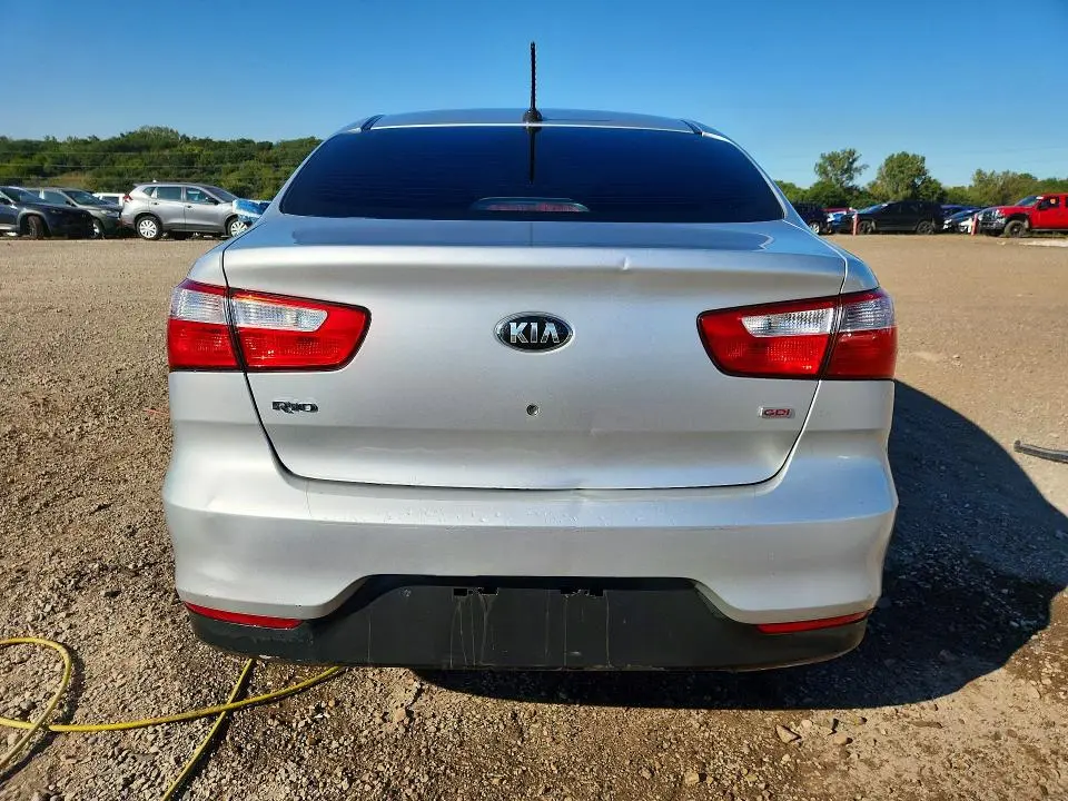 2016 KIA RIO LX  