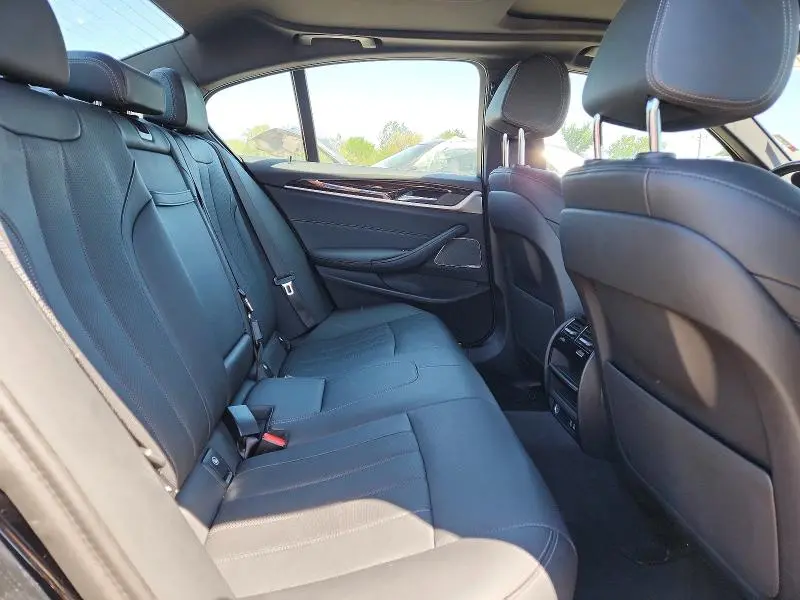 2023 BMW 530E   