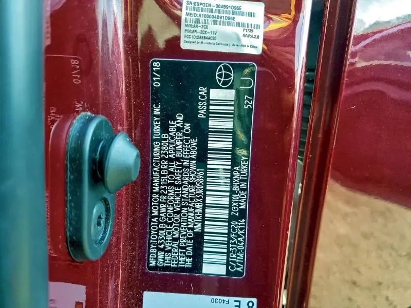 2018 TOYOTA C-HR XLE  