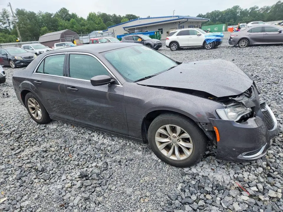 2016 CHRYSLER 300 LIMITED  