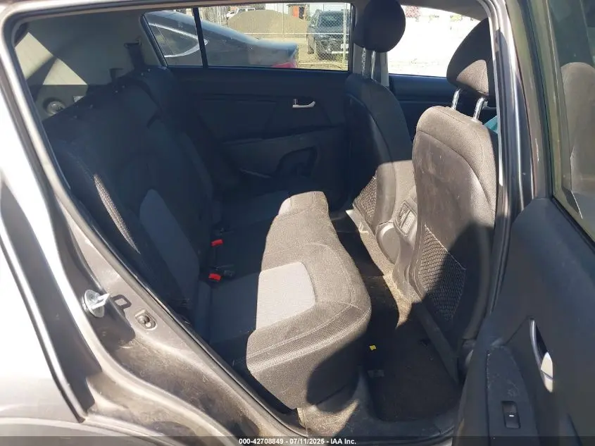 2016 KIA SPORTAGE LX
