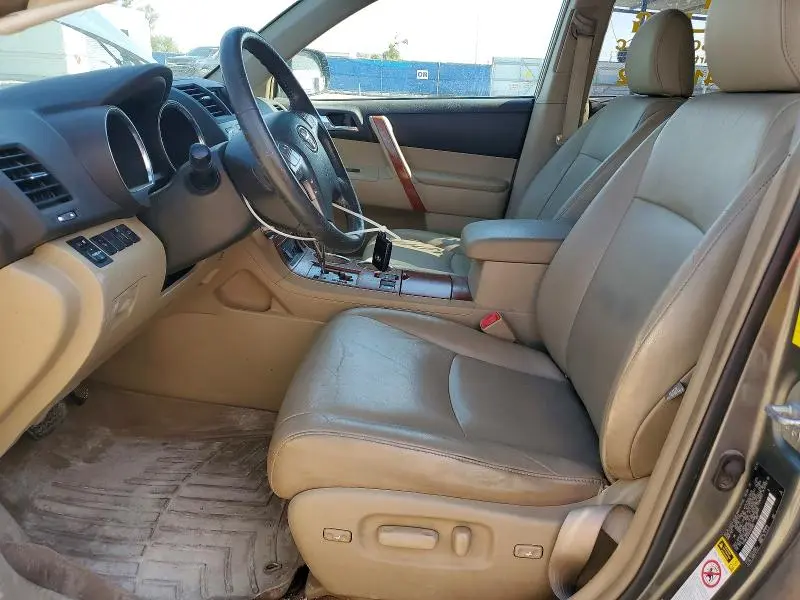 2010 TOYOTA HIGHLANDER LIMITED  