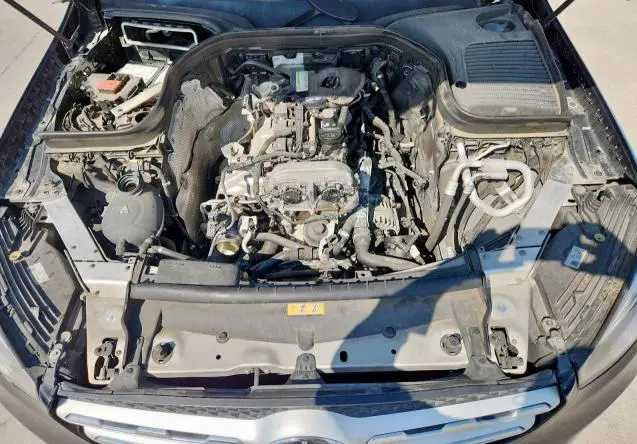 2021 MERCEDES-BENZ GLC 300  