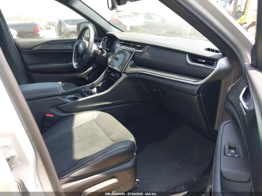 2024 JEEP GRAND CHEROKEE ALTITUDE X 4X4