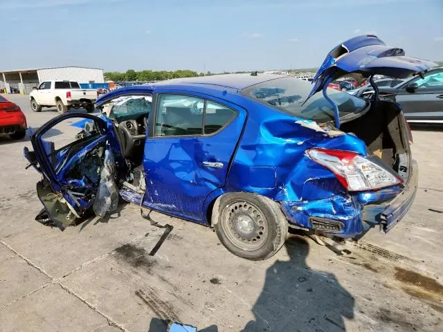 2016 NISSAN VERSA S  