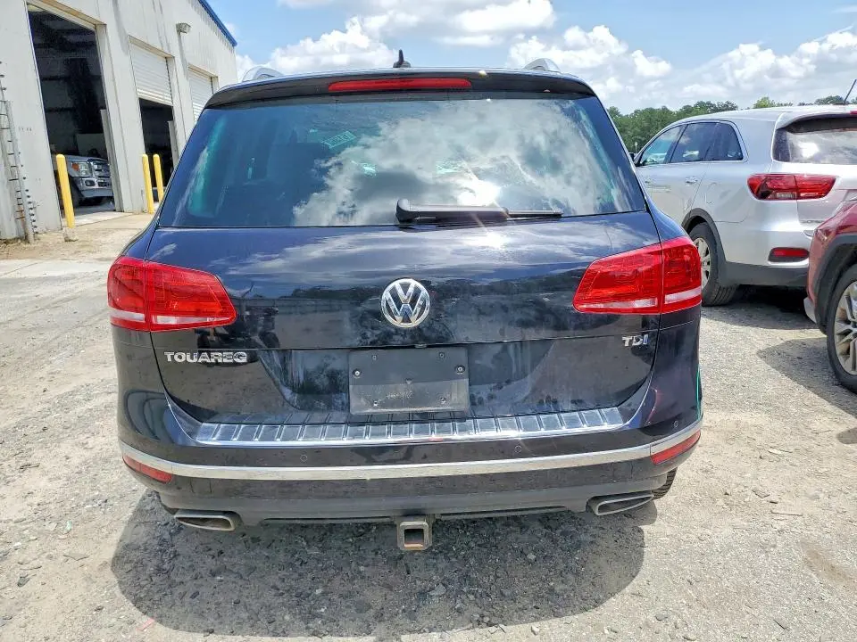 2015 VOLKSWAGEN TOUAREG V6 TDI  