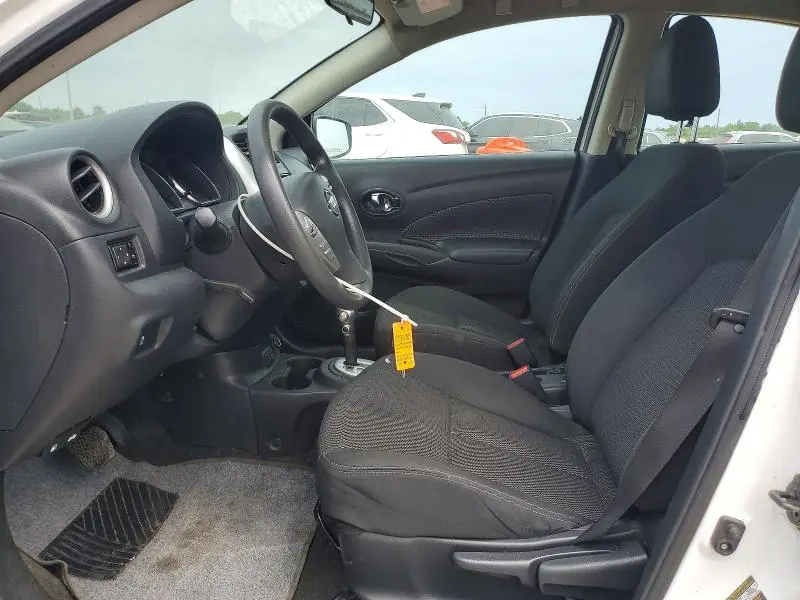 2019 NISSAN VERSA SV  