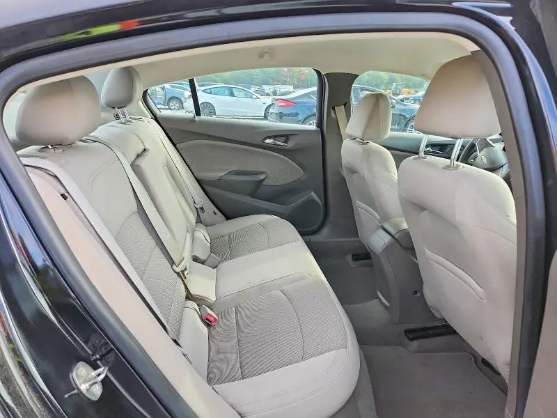 2016 CHEVROLET CRUZE LT  