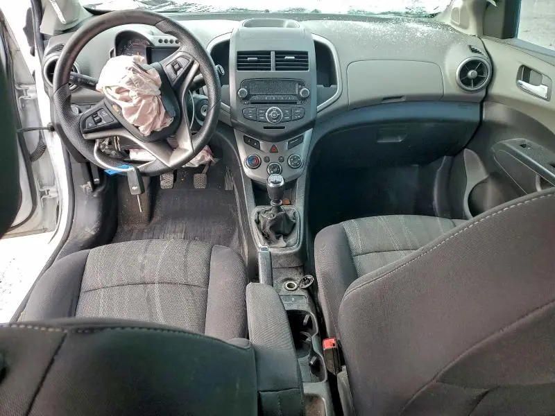 2015 CHEVROLET SONIC LT  