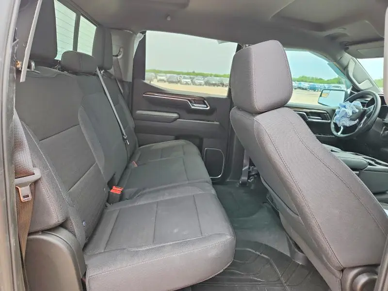 2025 CHEVROLET SILVERADO C1500 LT  