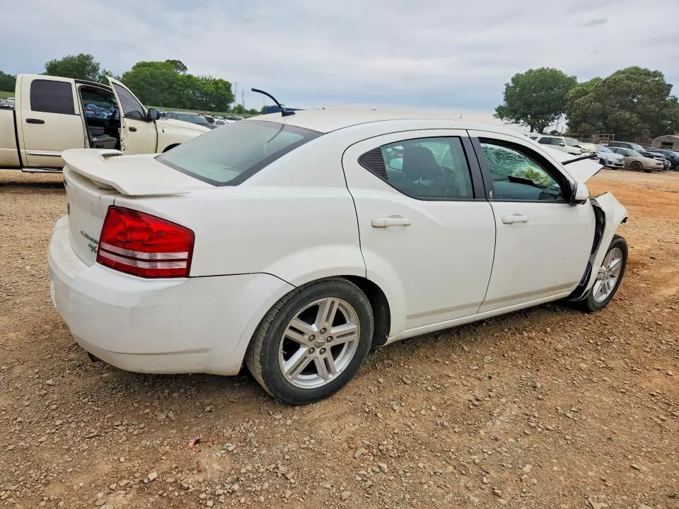 2010 DODGE AVENGER R  