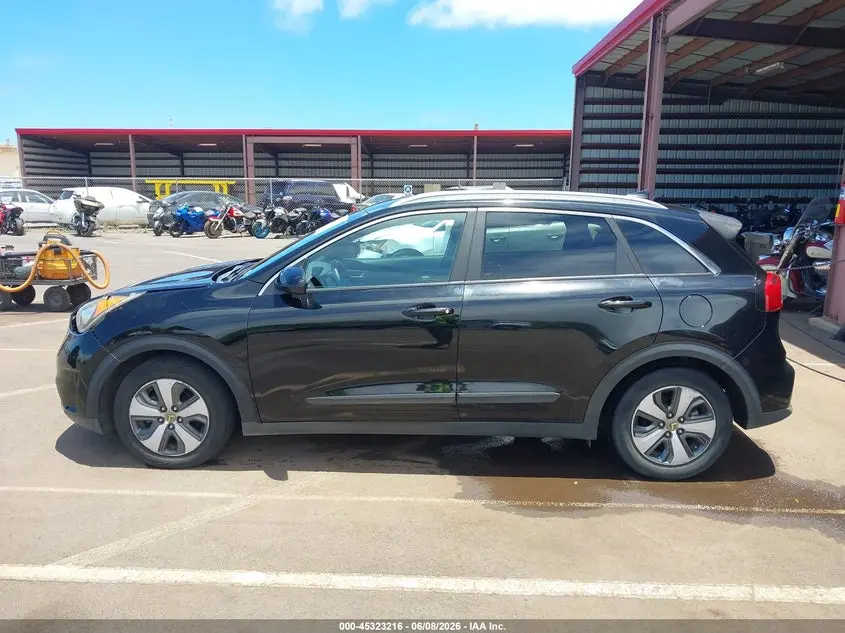 2018 KIA NIRO LX