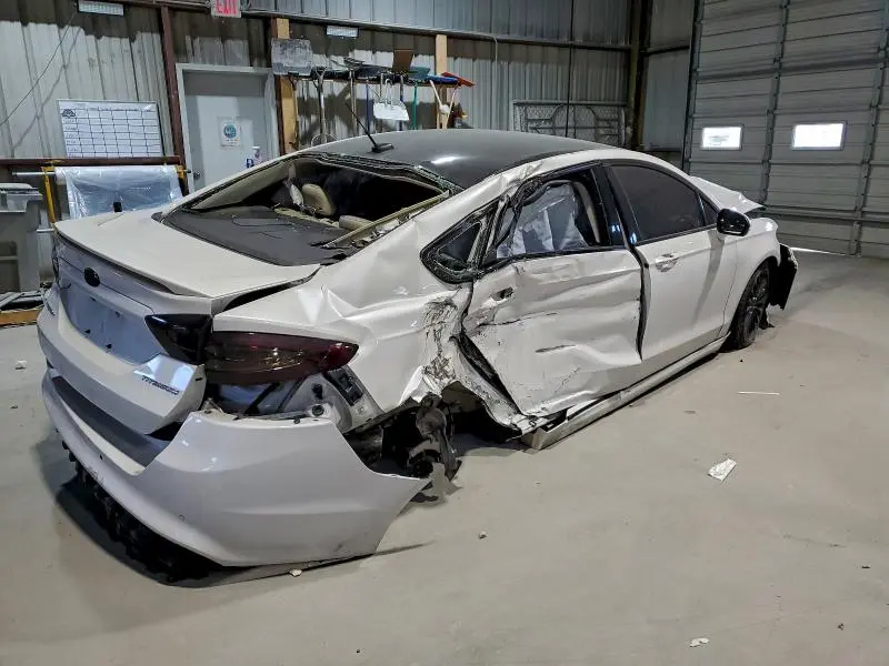 2016 FORD FUSION TITANIUM  