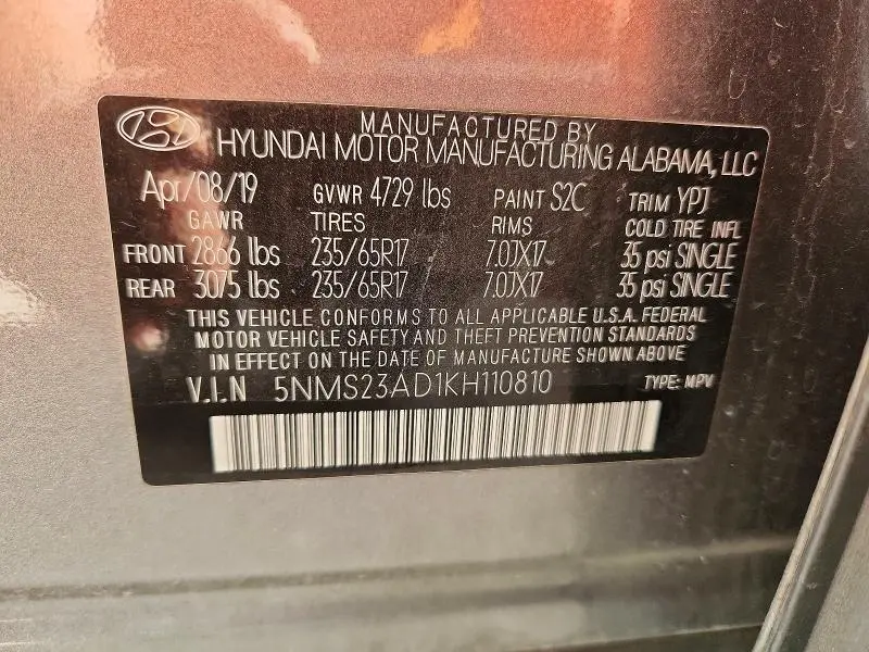 2019 HYUNDAI SANTA FE SE  