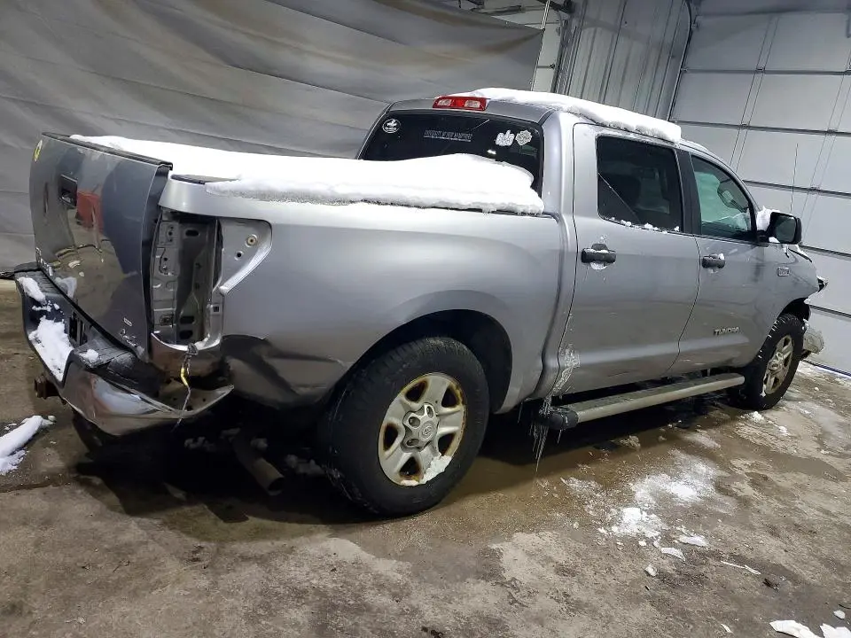 2010 TOYOTA TUNDRA CREWMAX SR5  