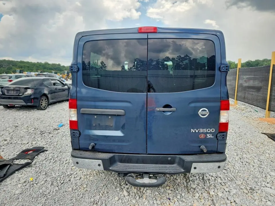 2018 NISSAN NV 3500 HD SL  