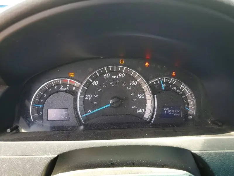 2014 TOYOTA CAMRY SE SPORT  