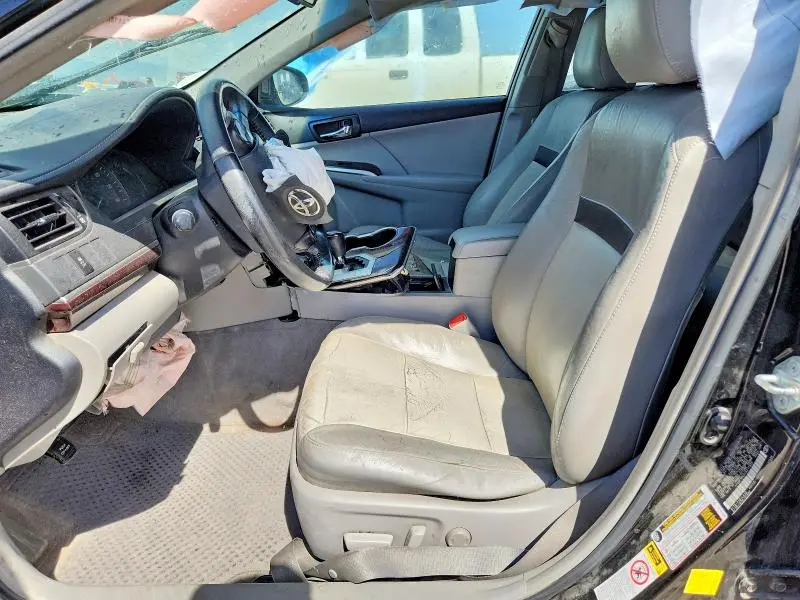 2012 TOYOTA CAMRY XLE  