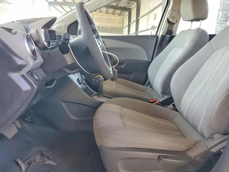 2014 CHEVROLET SONIC LT  