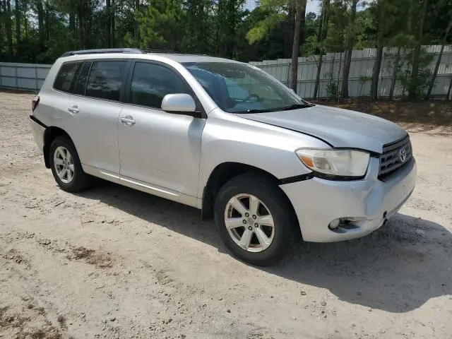 2010 TOYOTA HIGHLANDER SE  