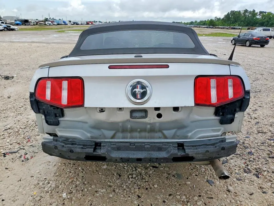 2010 FORD MUSTANG   