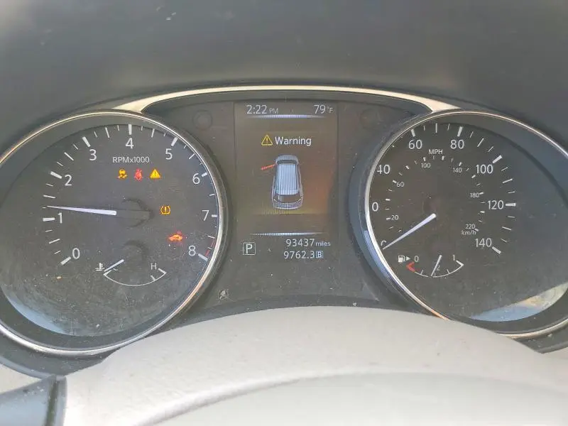2015 NISSAN ROGUE SV  