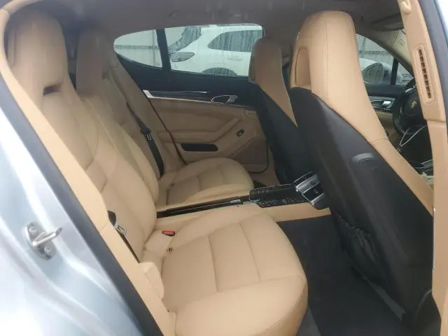 2016 PORSCHE PANAMERA 2  