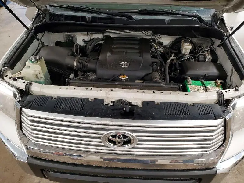 2015 TOYOTA TUNDRA CREWMAX LIMITED  