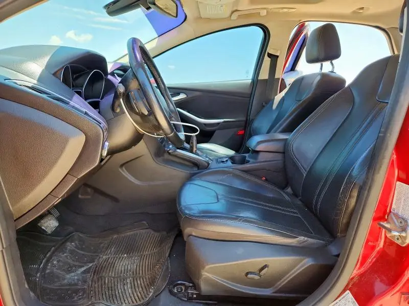 2012 FORD FOCUS TITANIUM  