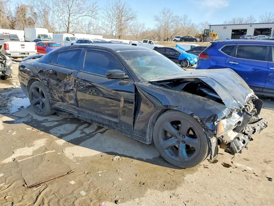 2013 DODGE CHARGER SXT  