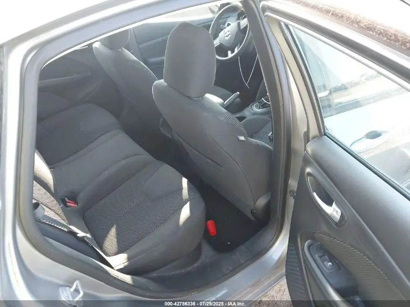 2015 DODGE DART SE