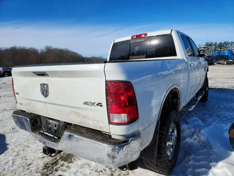 2016 RAM 2500 SLT  
