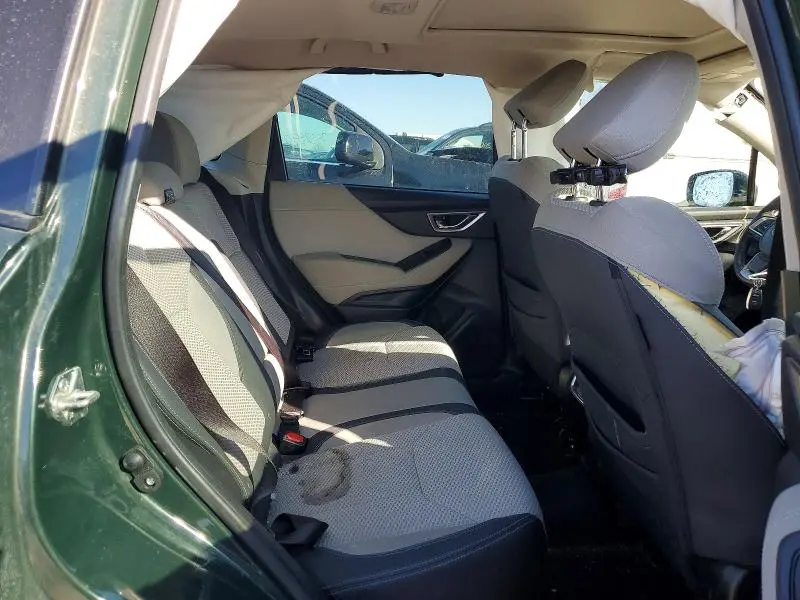 2022 SUBARU FORESTER PREMIUM  