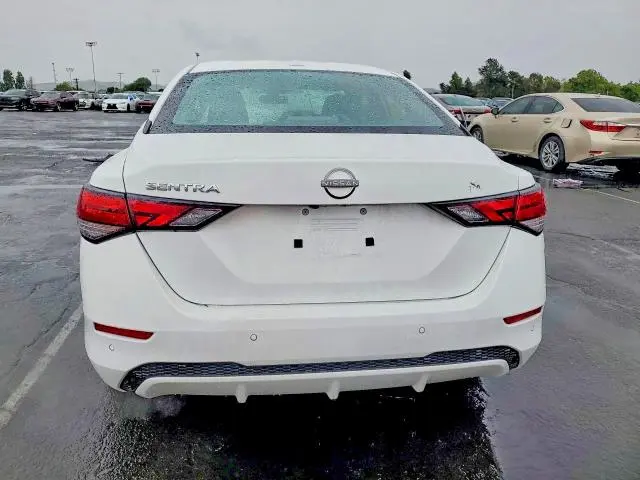2025 NISSAN SENTRA SV  
