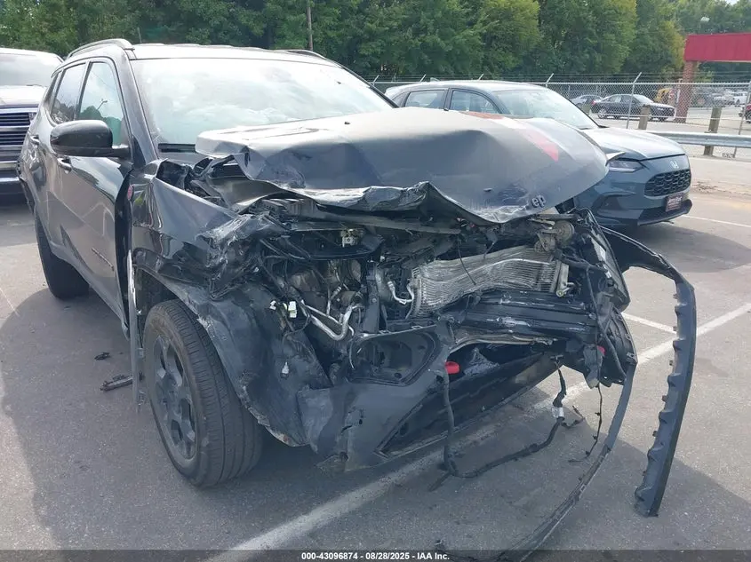 2022 JEEP COMPASS TRAILHAWK 4X4