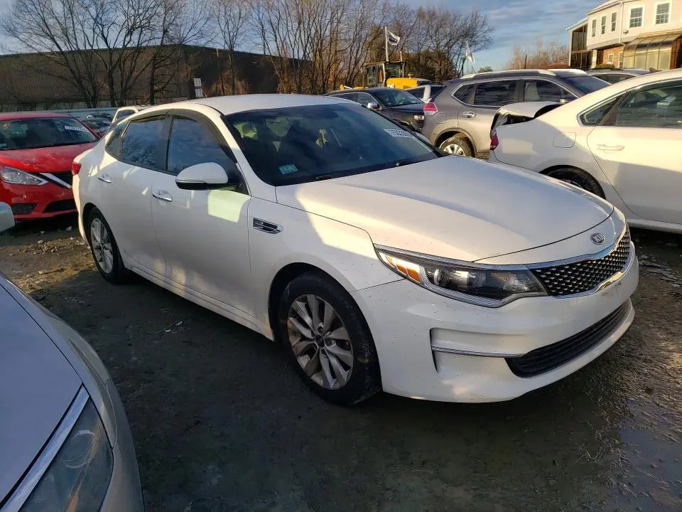 2017 KIA OPTIMA LX  