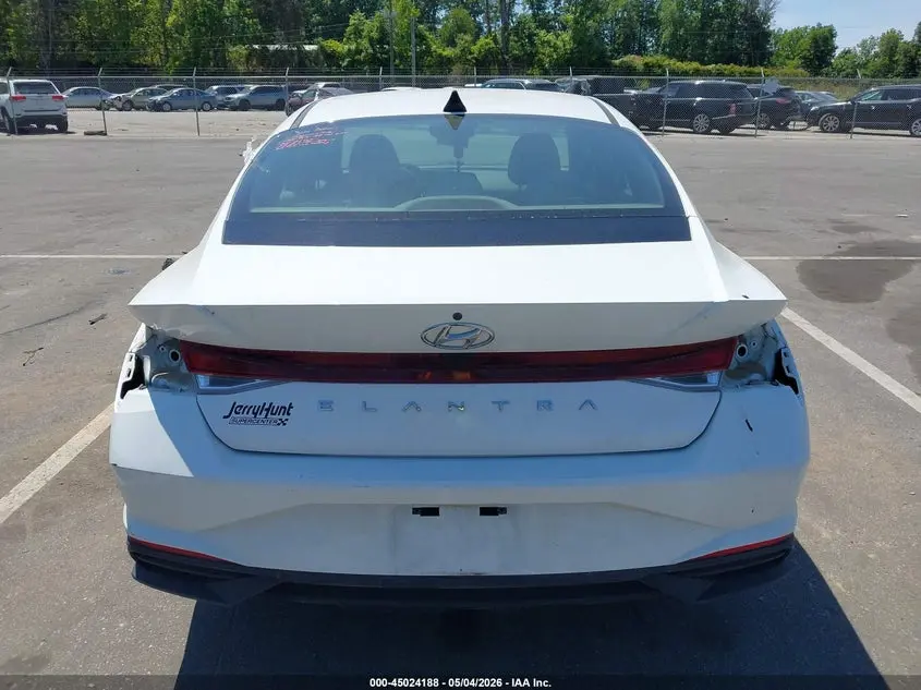 2021 HYUNDAI ELANTRA SE