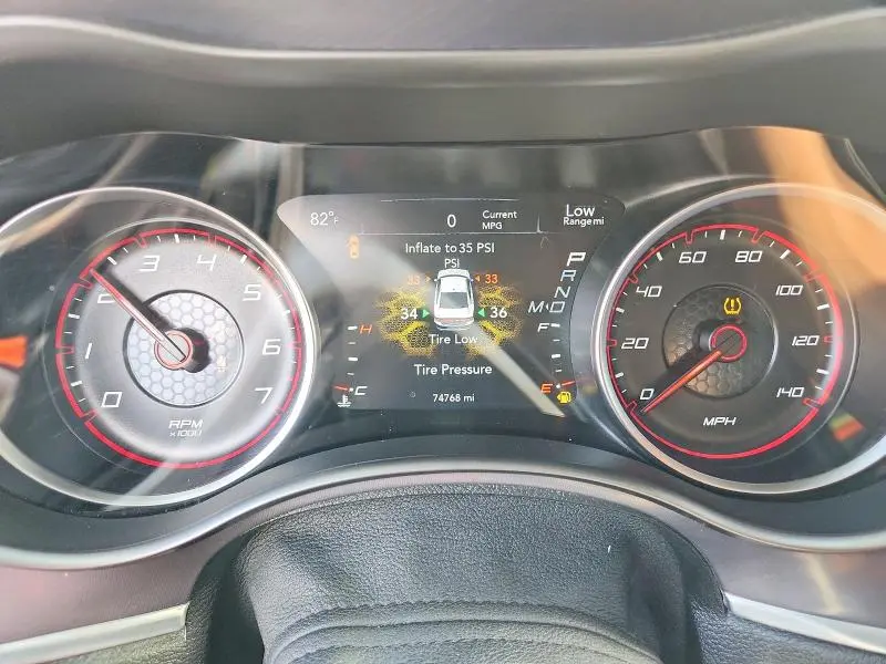 2020 DODGE CHARGER SXT  
